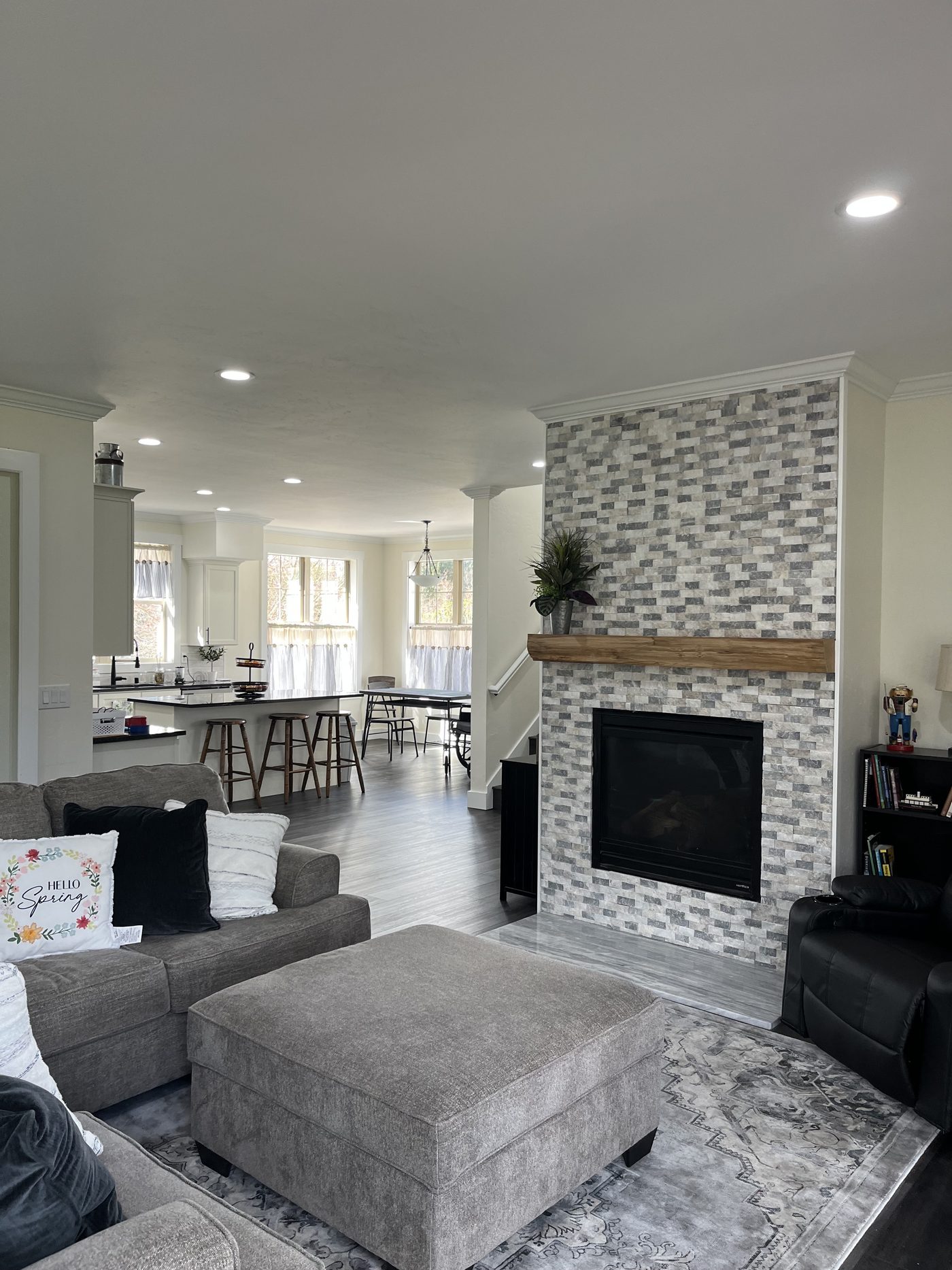 The shared living room inside Leeside Manor